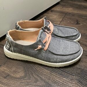 Women’s Hey Dudes Wendy